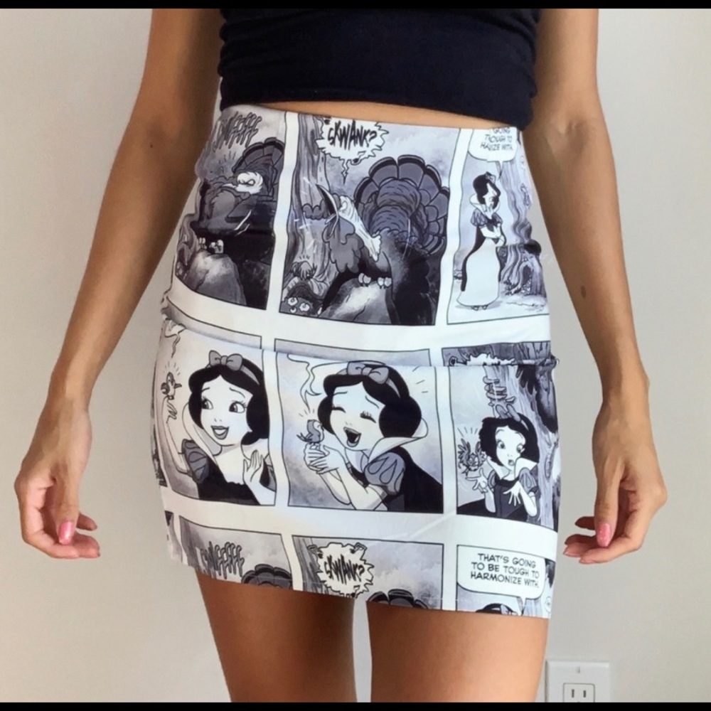 Disney Snow White skirt size S